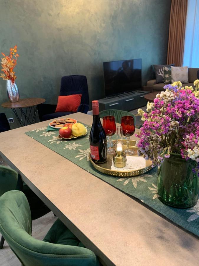 Edelweiss Apartments Silver Resort ポイアナ・ブラショフ エクステリア 写真